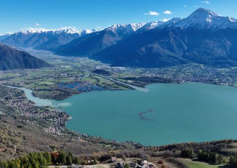 Panoramica dell'Alto Lago e Valtellina 